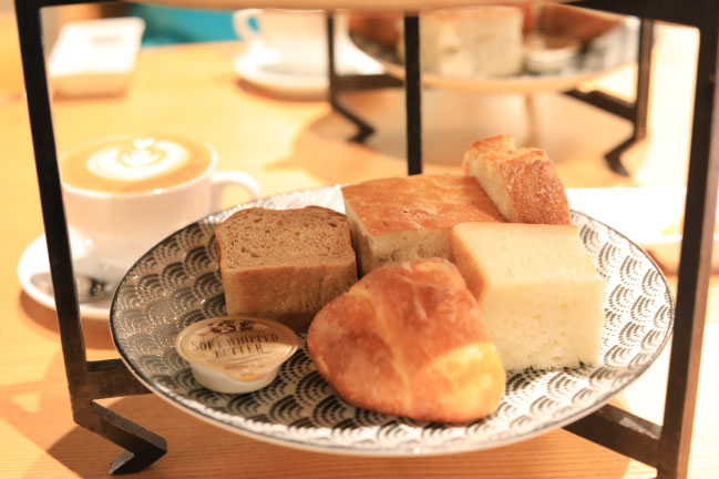 京都嵐山のパンとエスプレッソと嵐山庭園の松セット
