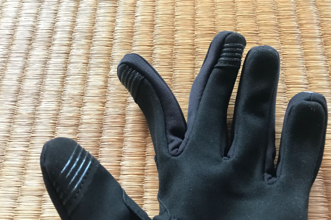 デカトロンTRIBANの冬手袋
