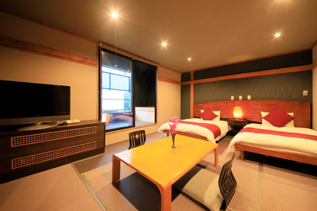 箱根強羅のホテル「別邸今宵」の部屋