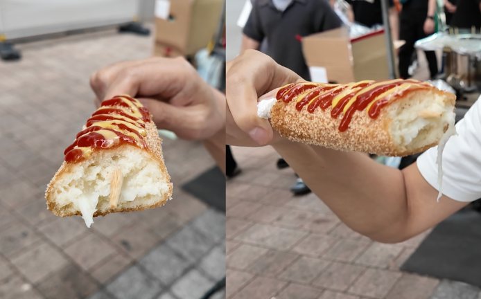 明洞フードストリート屋台のチーズハットグ